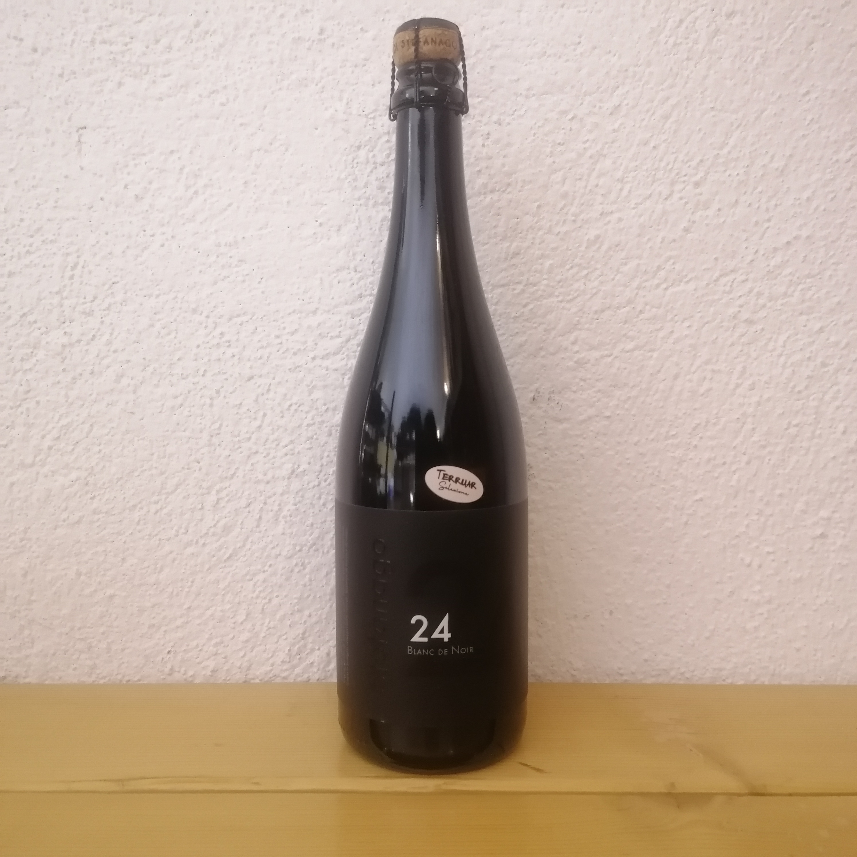 24 blanc de noir